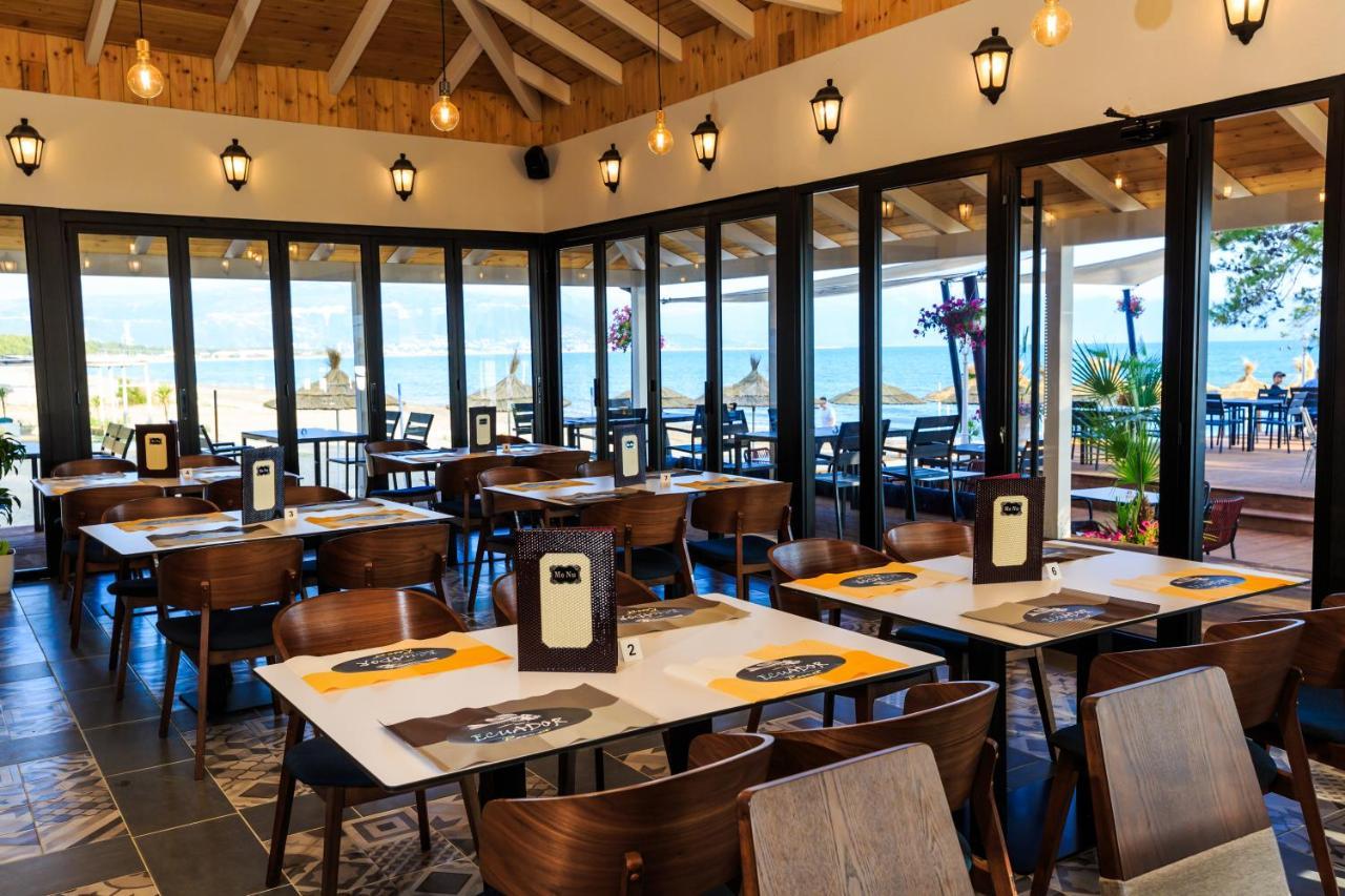 Ecuador Resort Zverneci 外观 照片
