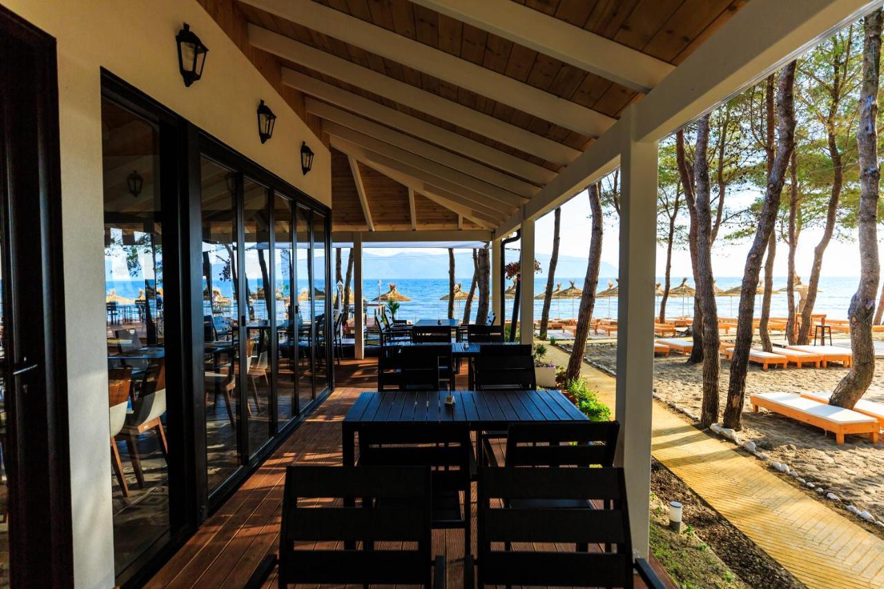 Ecuador Resort Zverneci 外观 照片